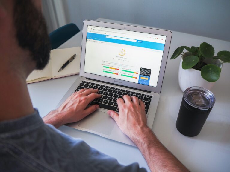 Wie stark beeinflusst dein Hosting die Ladezeit? Core Web Vitals verständlich erklärt